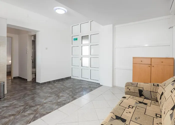 Amazing In With House Sea View